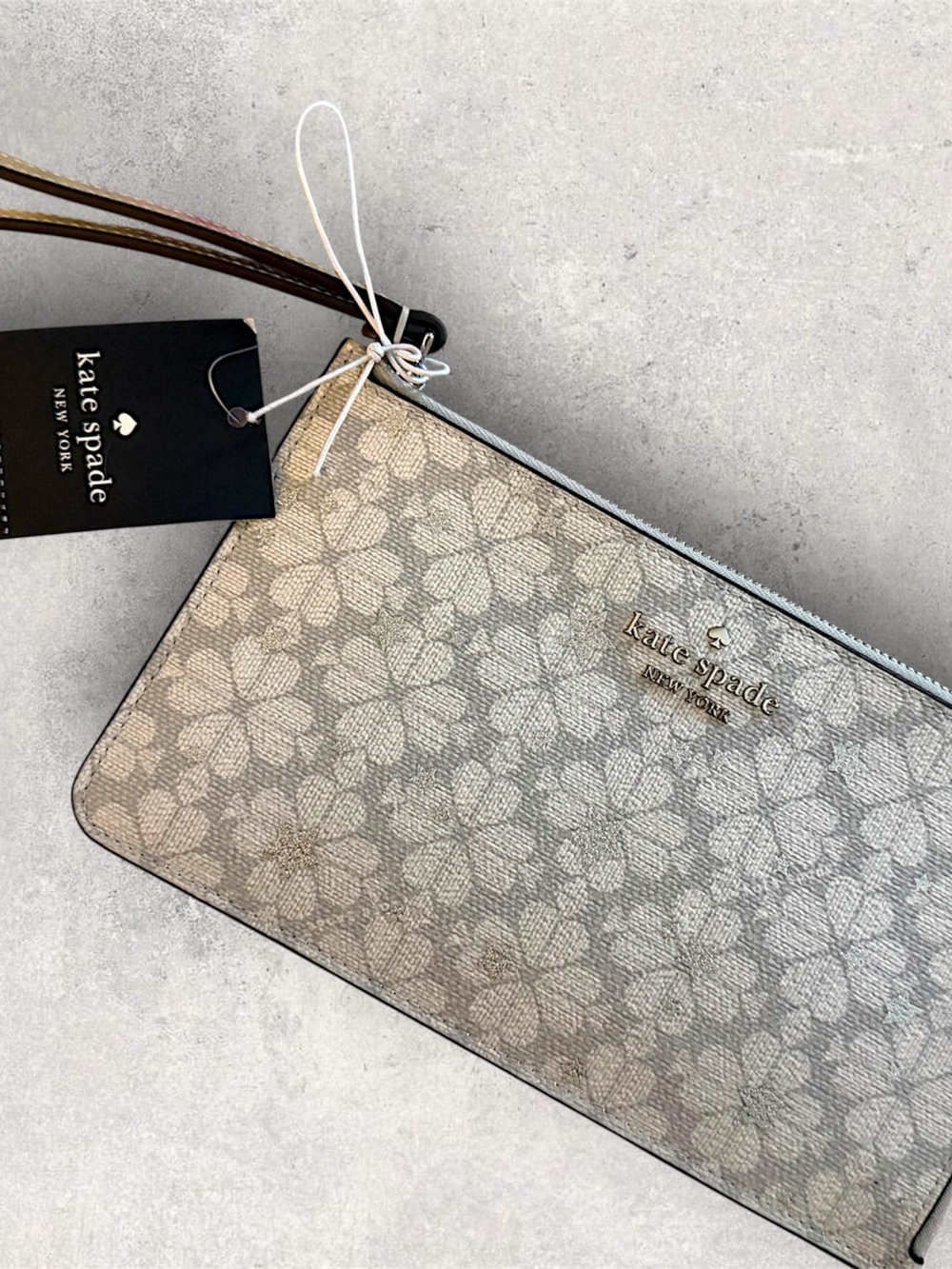 kate spade Floral Print LUCY Wristlet SOLD OUT COLOR